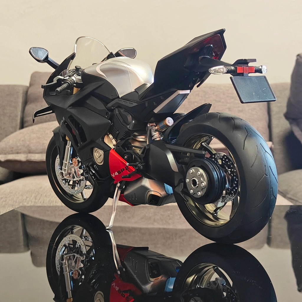1:6 Die Casting Spray Ducati V4SP2 Racing Motorcycle Alloy Model Large Motorcycle Ornaments Collection Display Present For Kid