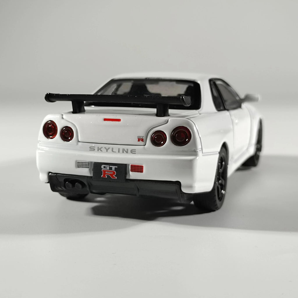 1:32 Die Cast GTR R34 Skyline Street Car Version Supercar Die Casting Alloy Model Metal Car Sound Light Pull Back Mini GT